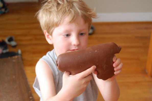 Chocolate gun